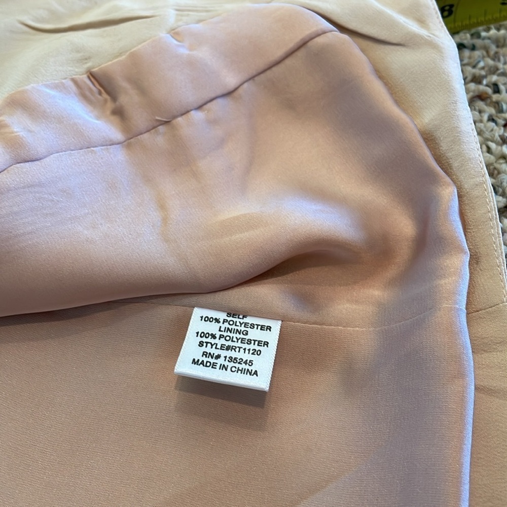 Rieley Elegant Pale Peach Women's Blazer. EUC - Picture 5 of 9